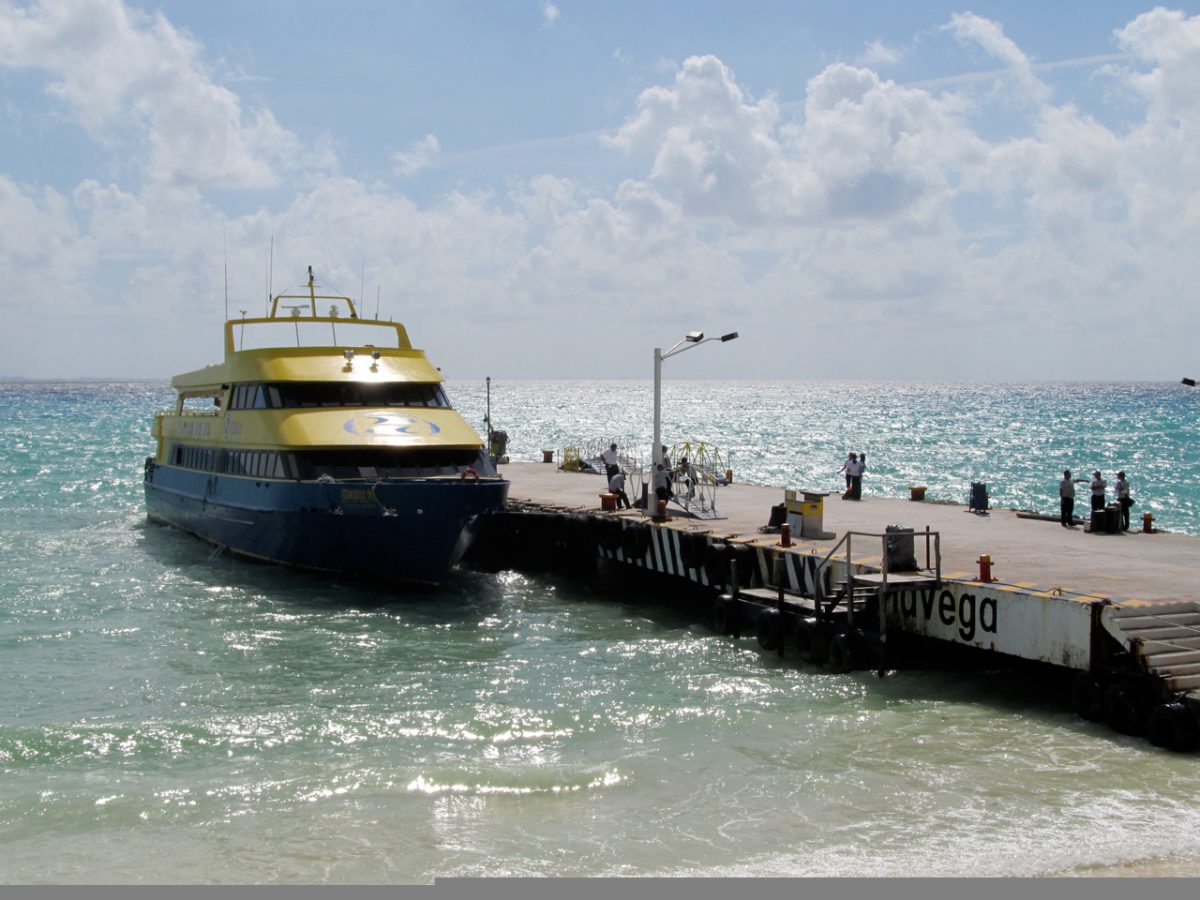 You are currently viewing Ferry Cozumel | How to take the ferry from Cozumel to Playa del Carmen